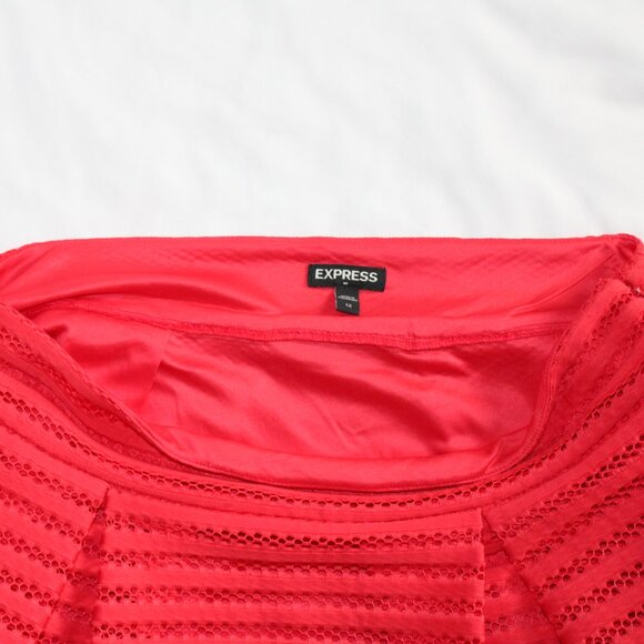 Express Pleated Flair Mini Skirt Bright Red Textured Elastic High Waist Size 12 - Picture 4 of 6